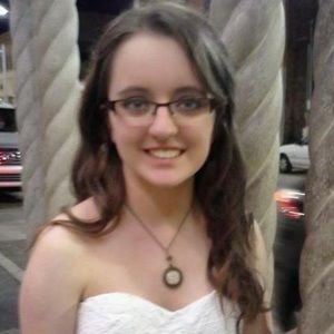 Meet your Posher, Courtney